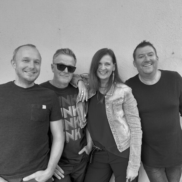 Band mit vier Personen